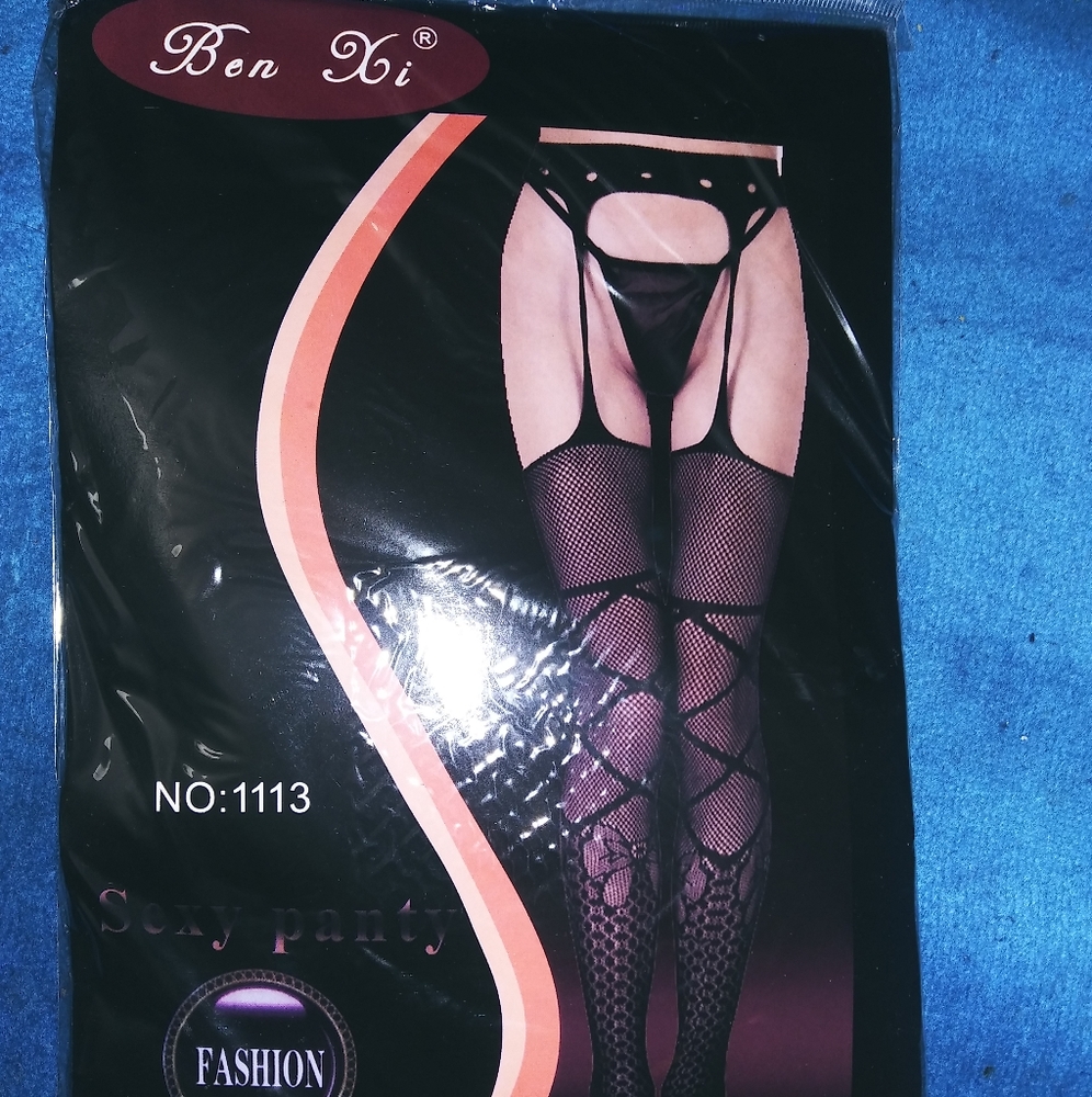 🔥✨ Black Fishnet Suspender Stockings
